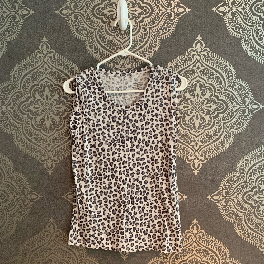 XS Malibu Tee by Banana Republic